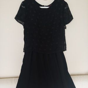 Dex Short-sleeve Knee-length Black Dress, size S